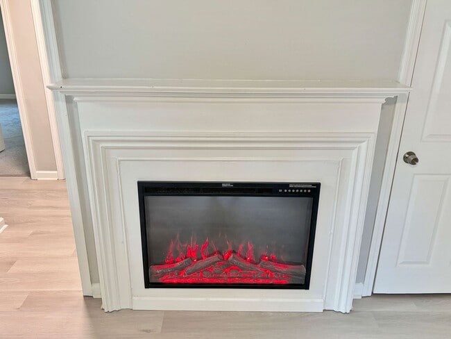 Building Photo - Updated and Charming 2BR/ 1 BA in Marietta!