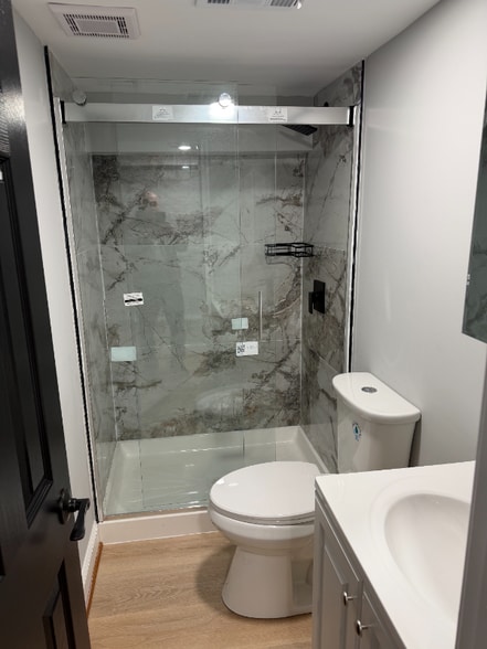 Building Photo - 1763 Montpelier St