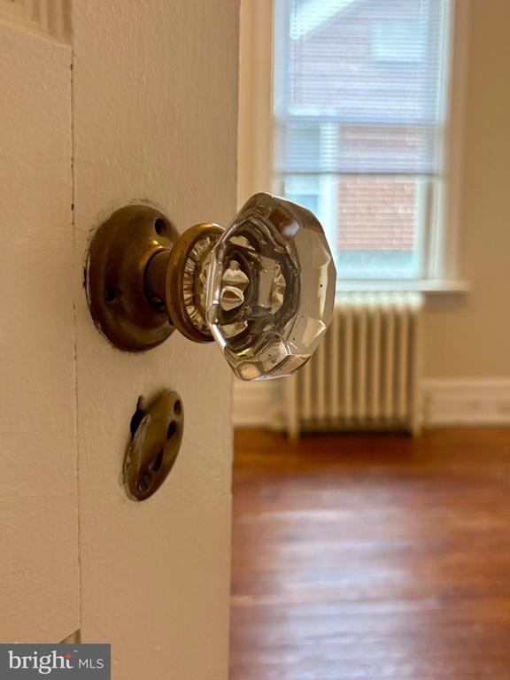 Building Photo - 616 N Front St