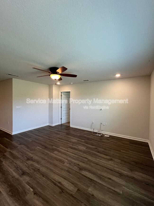 Building Photo - 5096 Gaineswood Dr