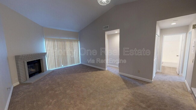Building Photo - 2876 Englewood Way