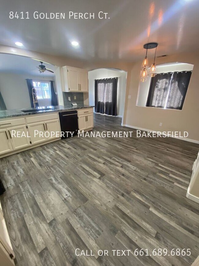 Building Photo - 8411 Golden Perch Ct