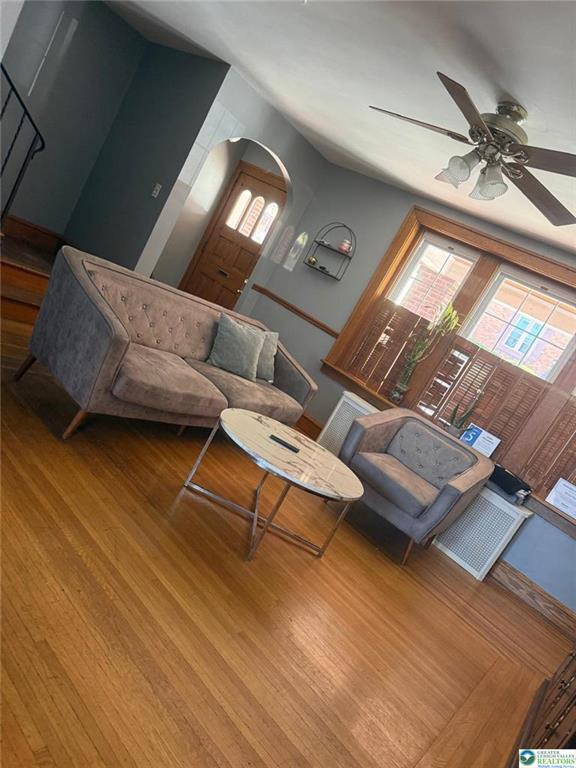 Building Photo - 1132 Mahantongo St