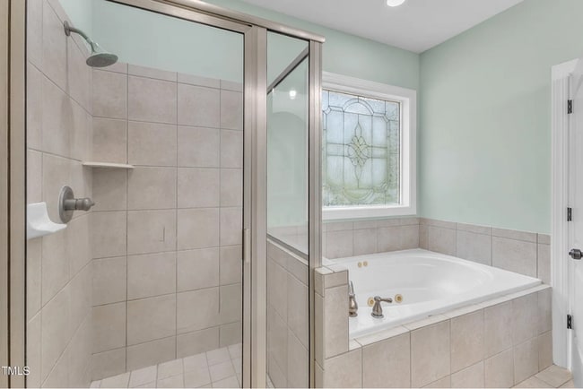 Building Photo - Build Equity While Leasing - Lease and Own...