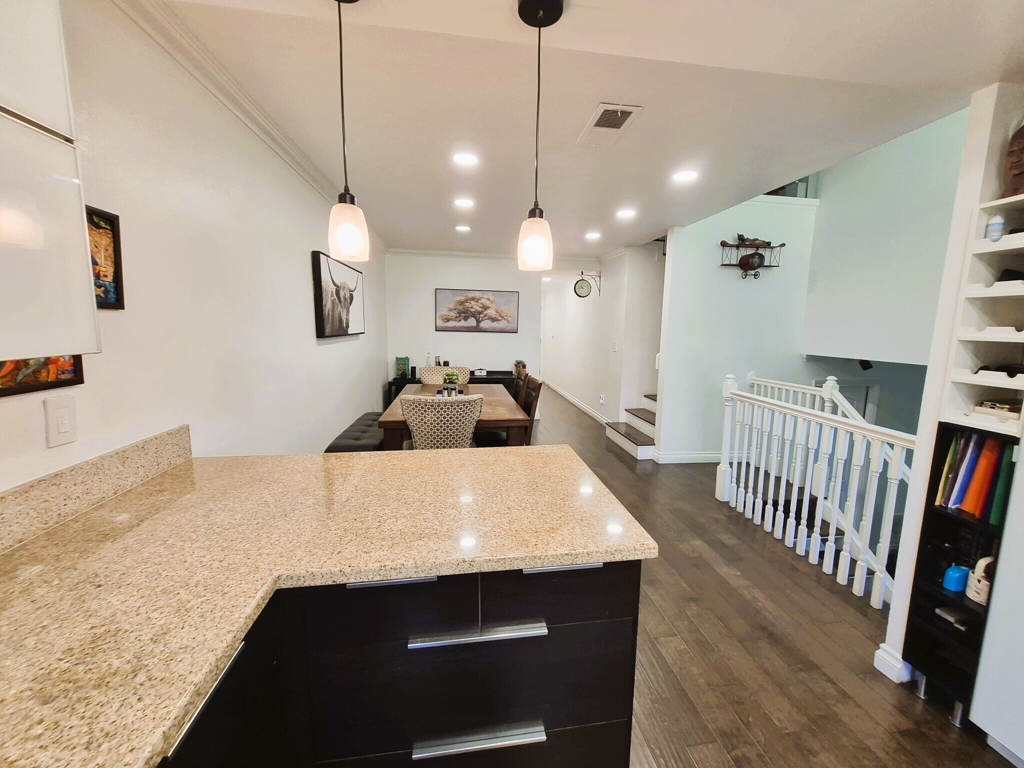 Building Photo - 5313 Sevilla Ct