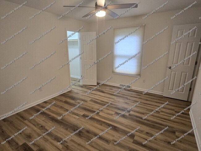 Building Photo - 48 A Park Place
