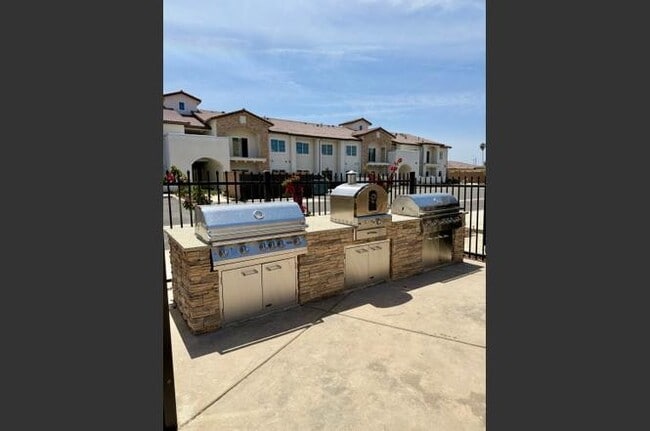 Building Photo - 2060 Millennium Wy