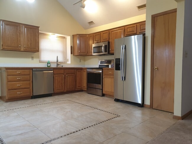 Building Photo - 2811 Winterbrook Cir