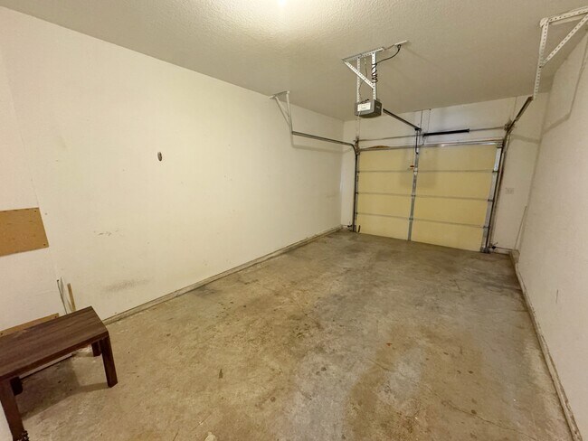 Building Photo - 1214 Dustins Way