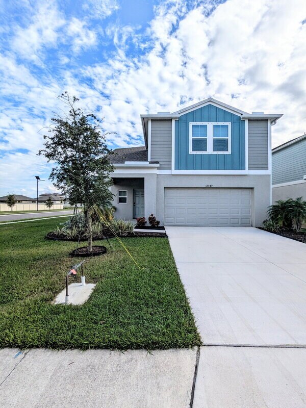 Building Photo - 13089 Oak Hill Way