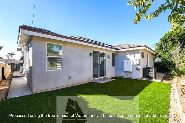 Building Photo - 11875 Wisteria Ave