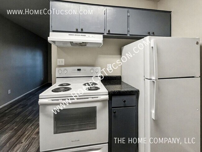 Building Photo - 3993 N Campbell Ave