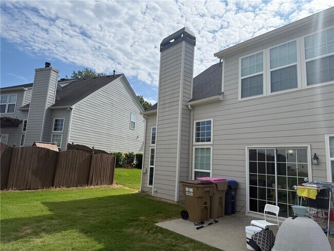 Building Photo - 8940 Friarbridge Dr