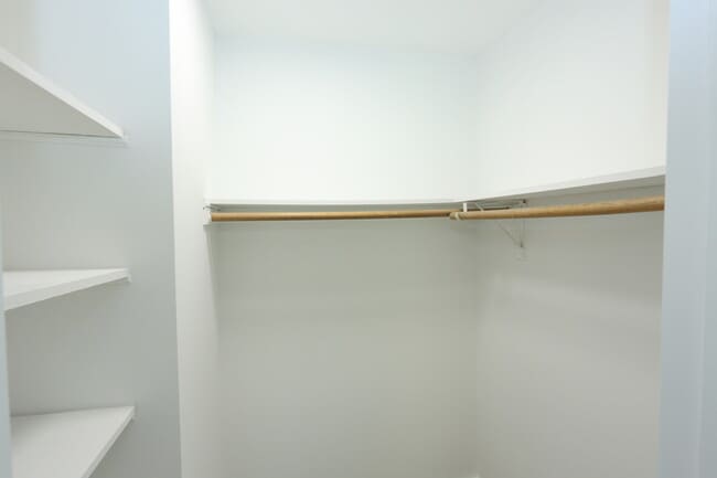 Building Photo - 151 E Palatine Rd