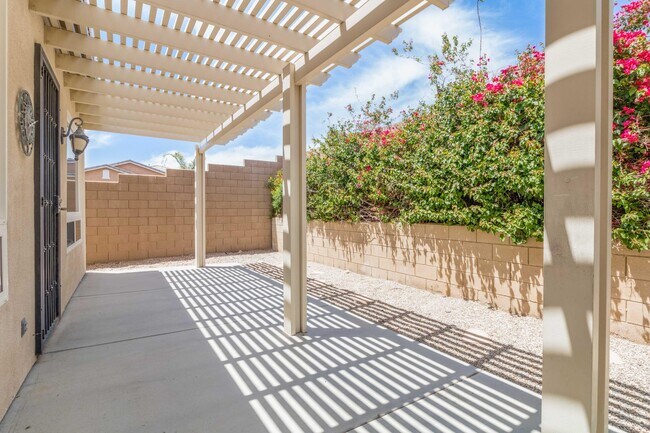 Building Photo - 66168 S Agua Dulce Dr