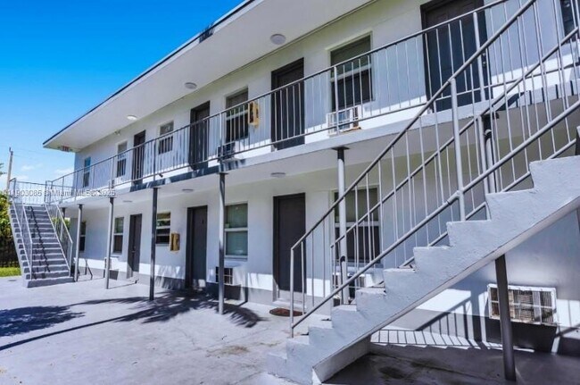 Building Photo - 1245 NW 60th St