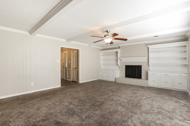 Building Photo - 17415 Rustic Pine Trail