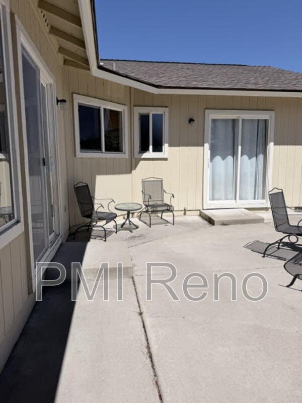 Building Photo - 4796 Pradera St