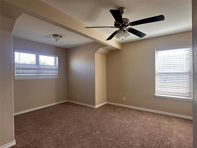 Building Photo - 4428 Westridge Dr