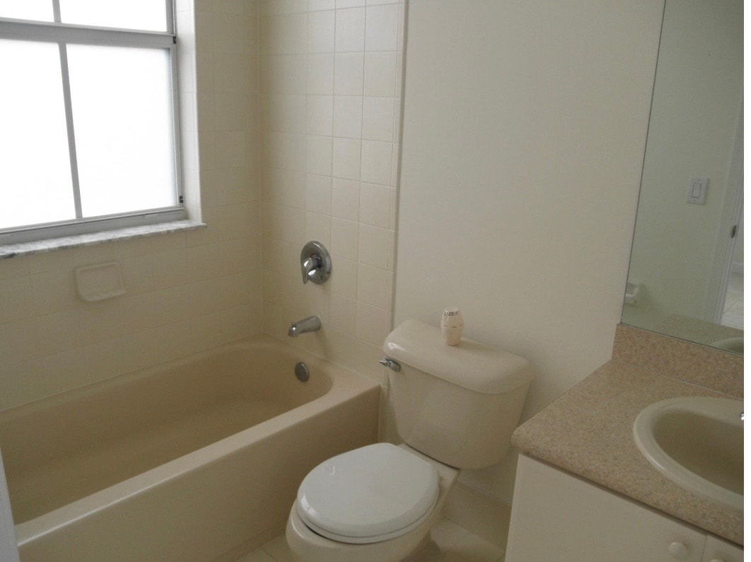 Building Photo - 2906 Shoma Dr