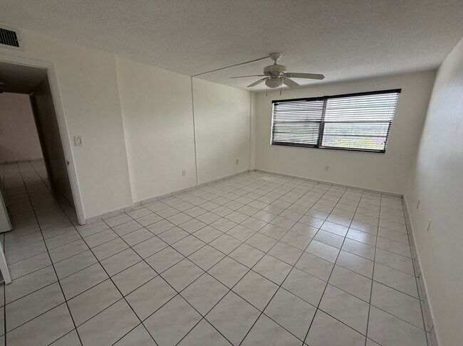 Building Photo - 14250 SW 62nd St