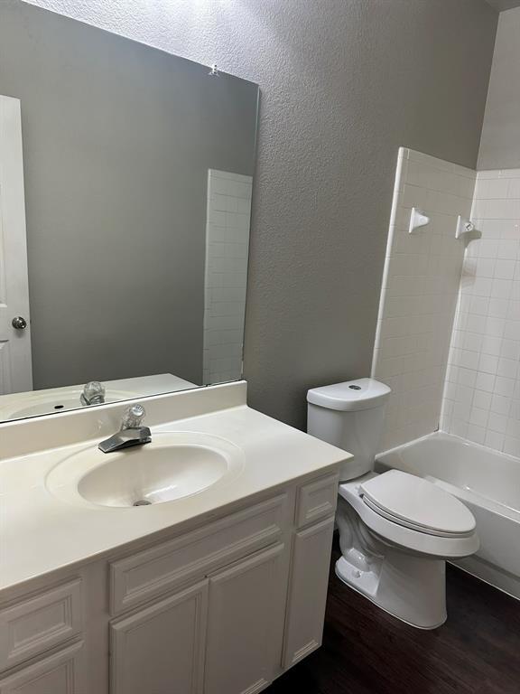 Building Photo - 1503 Cedar Park Dr