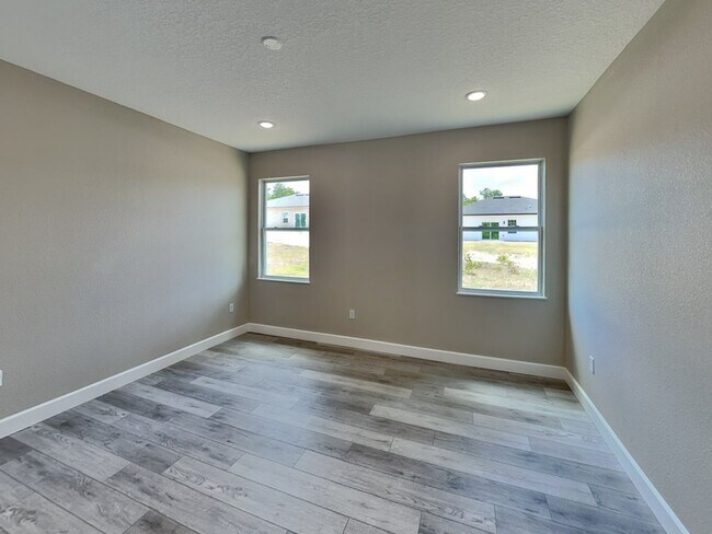 Building Photo - 15278 SW 65 Av Rd