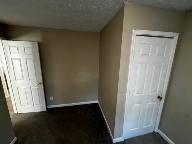 Building Photo - Room in Townhome on Cedar Creek Ct NW