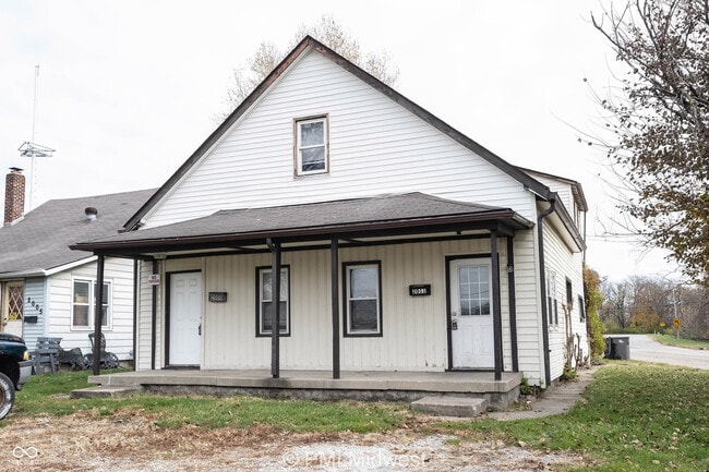 Primary Photo - 2011 Applegate St