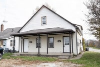 Building Photo - 2011 Applegate St
