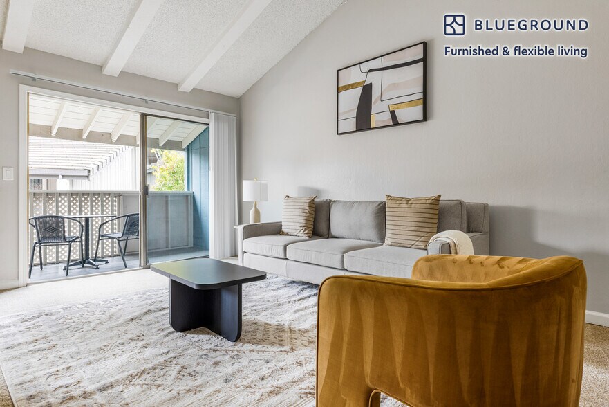 Primary Photo - 202 Calvert Dr