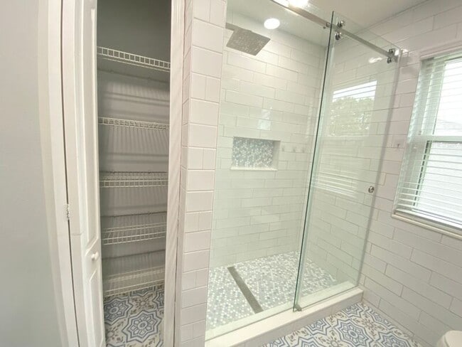 Building Photo - 13110 Moss Park Ridge Dr