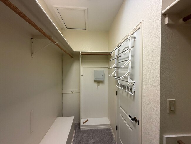 Building Photo - 2 Bedroom Home Available on Cul-De-Sac with Bosque Trail Access in Rivers Edge Rio Rancho!