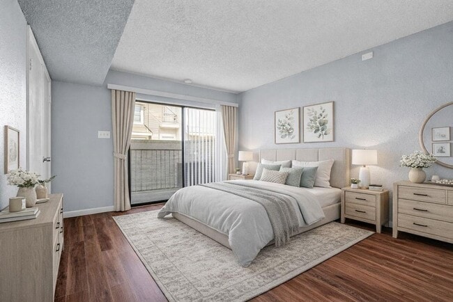 Building Photo - 6239 Ludington Dr