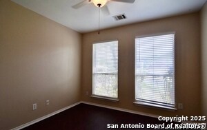 Building Photo - 9011 Hilltop Crossing Dr