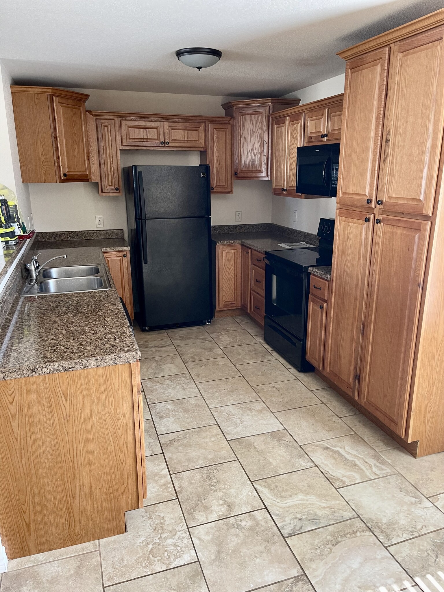 Kitchen area, lots of storage - 1305 Kings Way