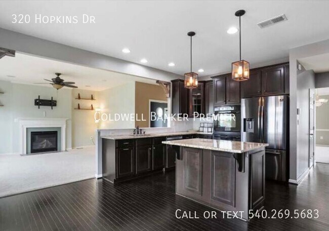 Building Photo - 320 Hopkins Dr