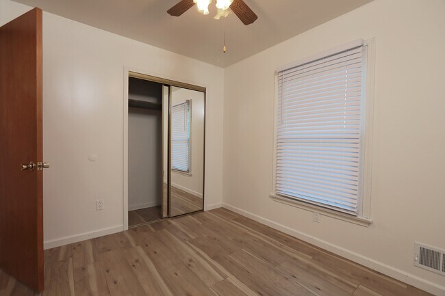 Building Photo - 2509 Paddock Ct