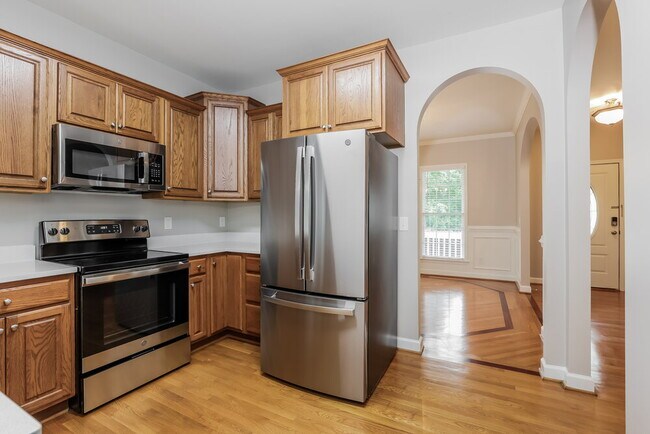 Building Photo - 717 Bennett Ridge Ct