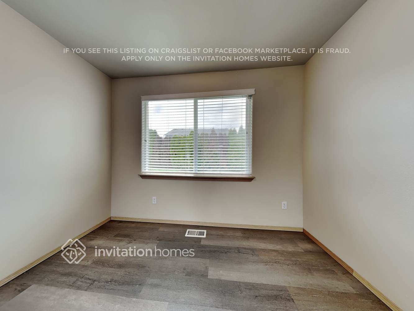 Building Photo - 17302 26th Ave E