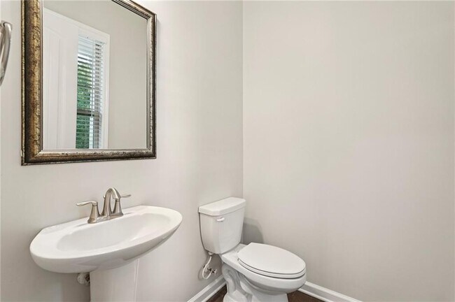 Building Photo - 747 Topsail Ln