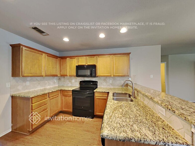Building Photo - 10404 Hideaway Trail