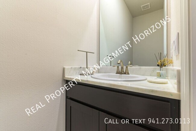 Building Photo - 3637 Turning Tides Ter