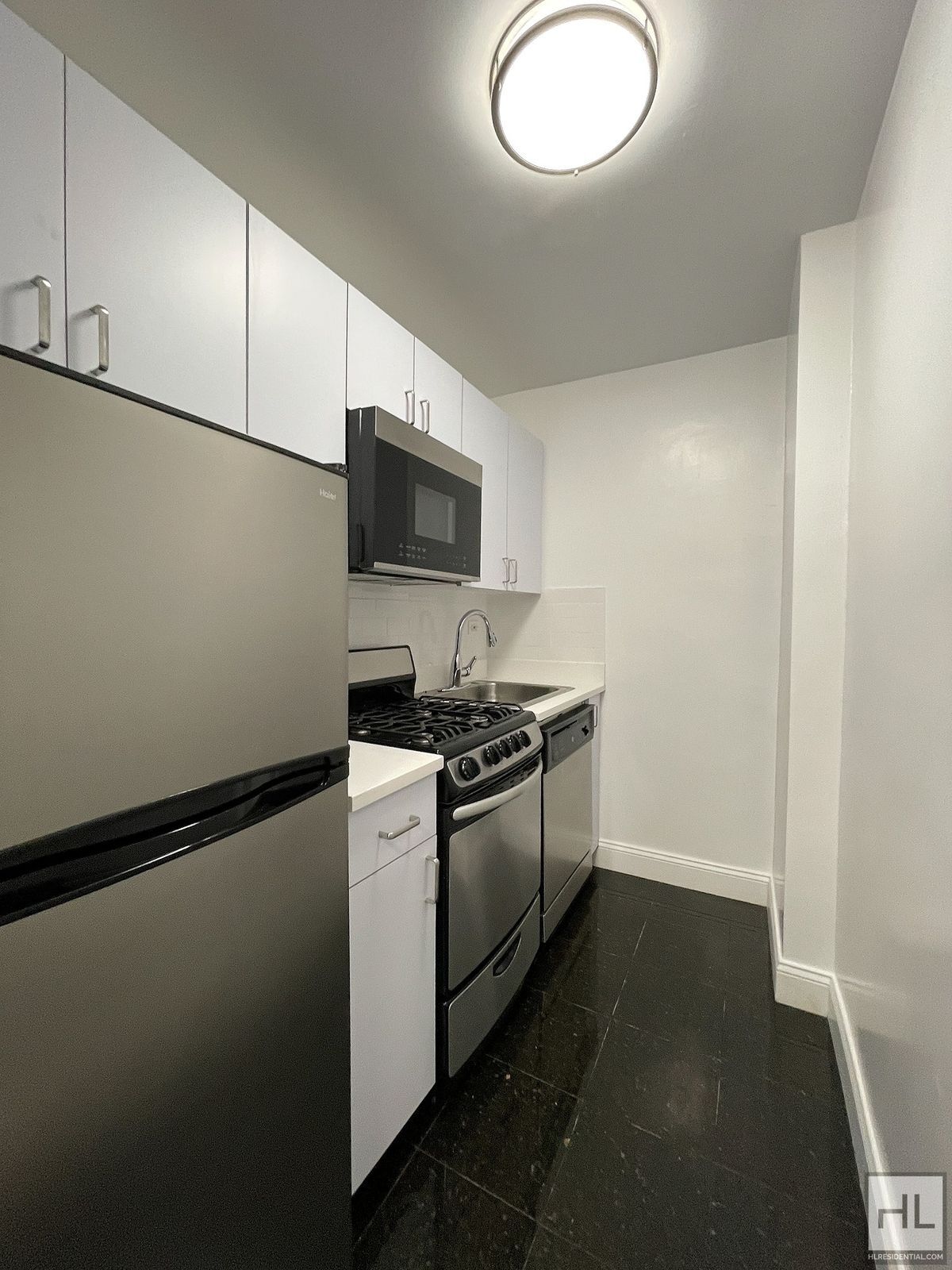 Building Photo - EAST 56 STREET