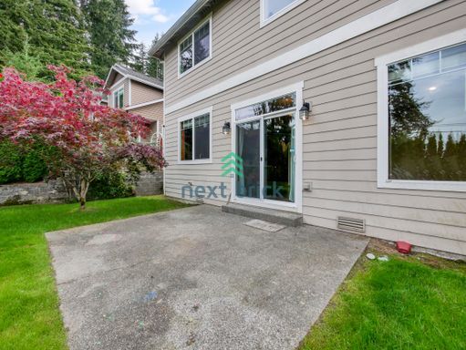 Building Photo - 4 Bed and 3 Bath Lake View Single-family Home is Available for Rent!