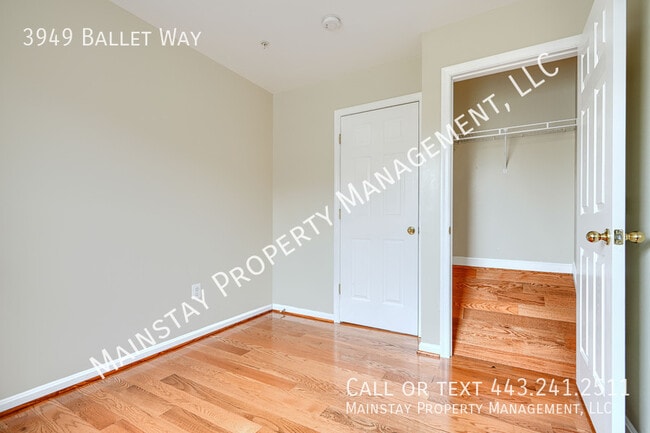 Building Photo - 3949 Ballet Way