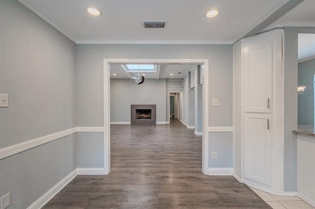 Building Photo - 2300 San Gabriel Dr