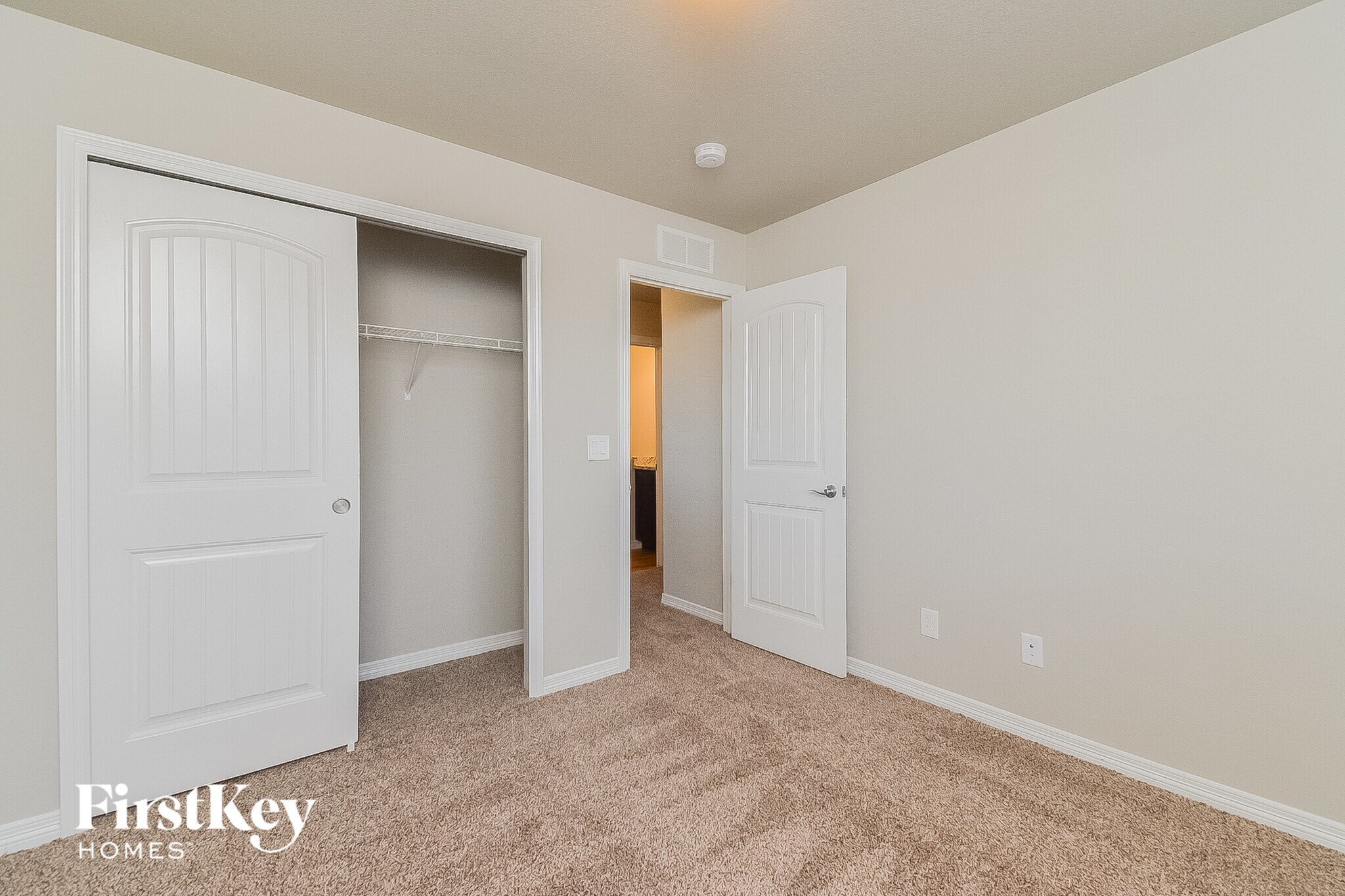 Building Photo - 5307 Pabst Dr