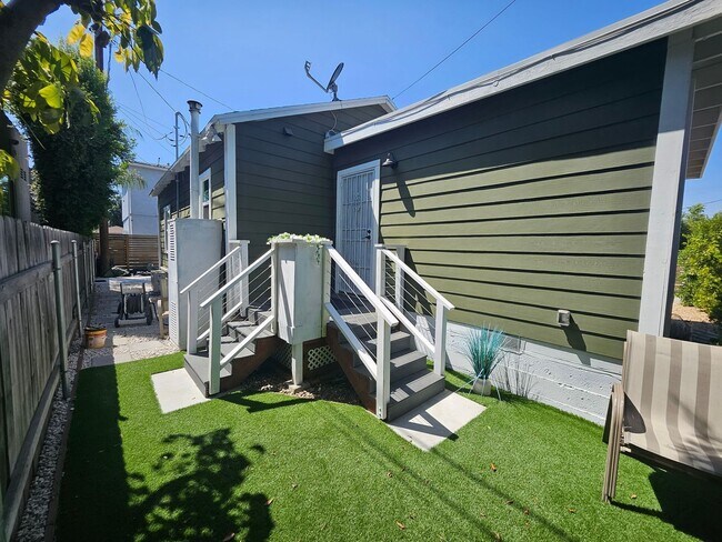 Building Photo - Chandler Properties