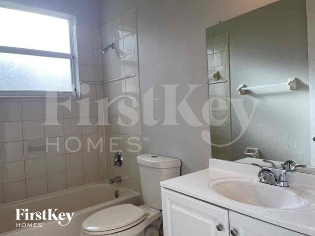 Building Photo - 16498 SW 288th Ln